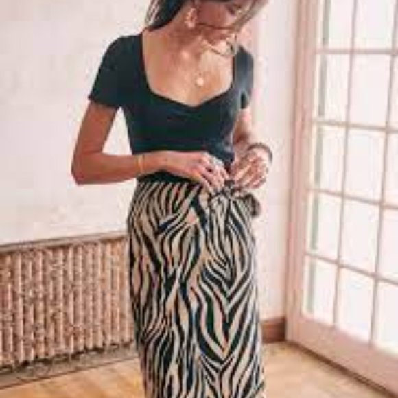Sezane Black and Tan Zebra Print Midi Skirt - Picture 9 of 9